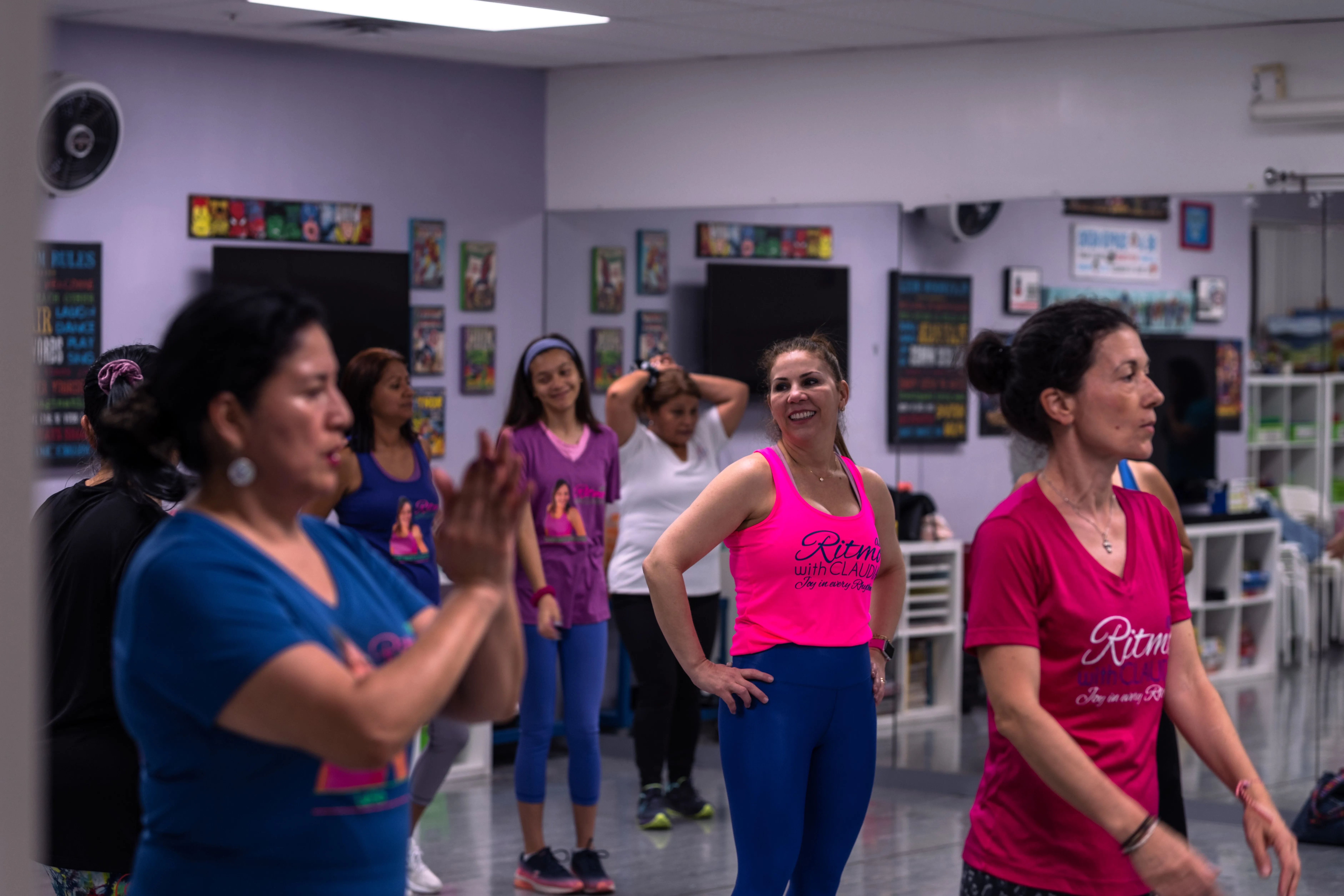 ladies dancing during Al Ritmo zumba class